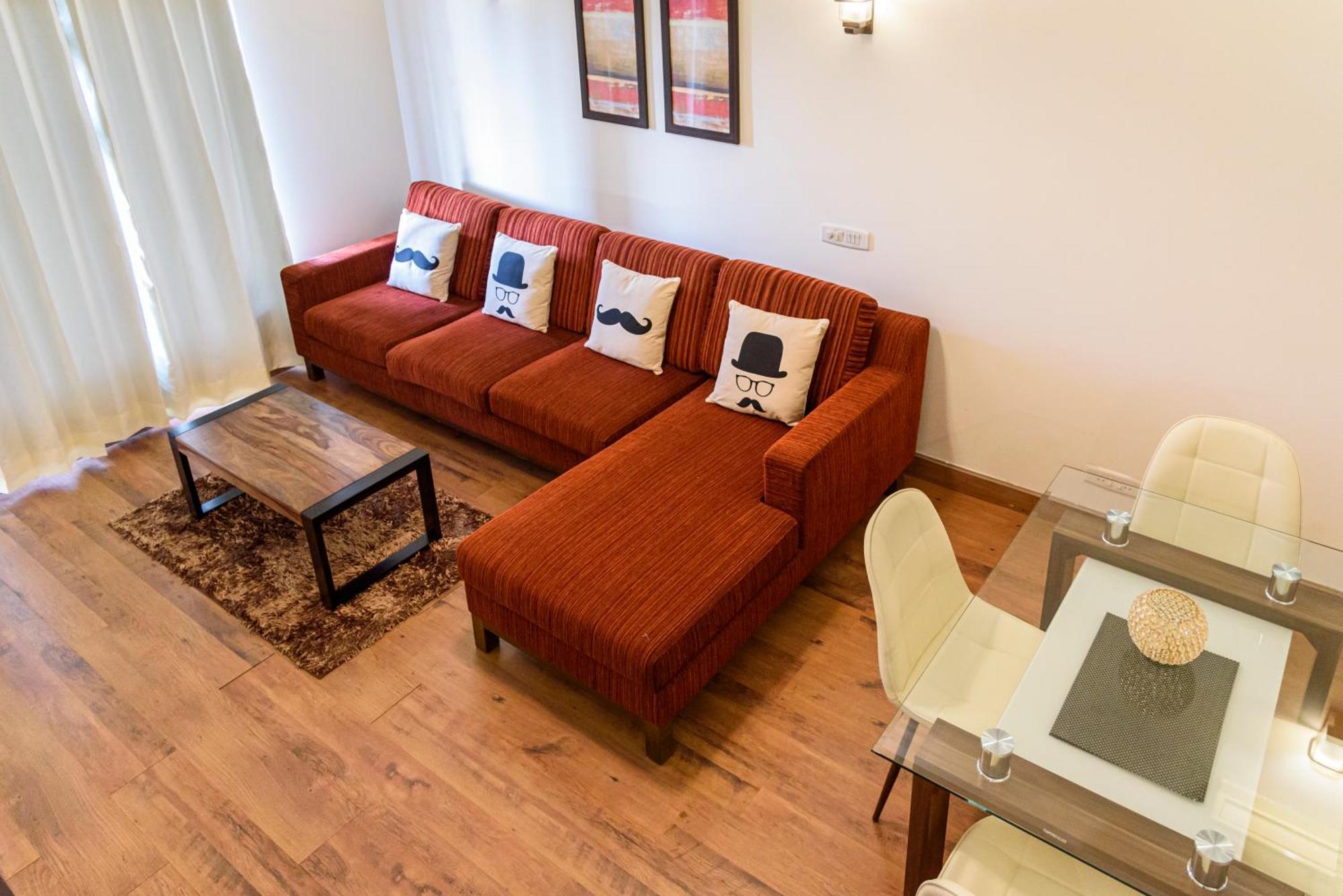 Beautiful Apartments At Tarudhan Valley Golf Resort, Manesar Гургаон Номер фото