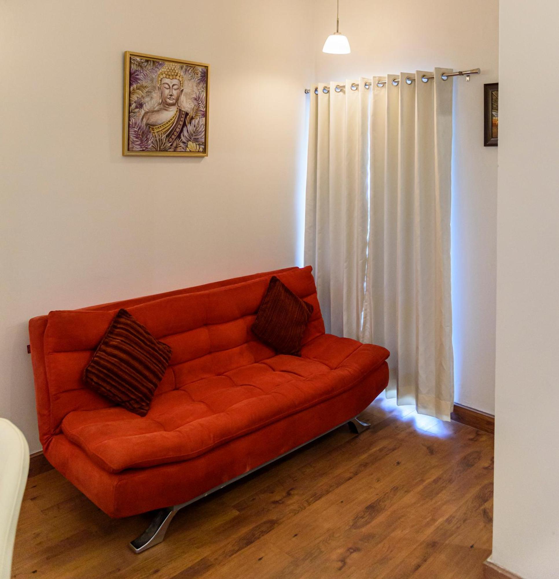 Beautiful Apartments At Tarudhan Valley Golf Resort, Manesar Гургаон Номер фото